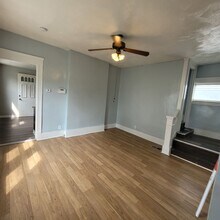 2266 E 84th St in Cleveland, OH - Foto de edificio - Building Photo