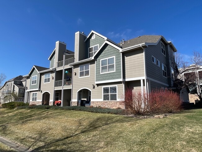 4245 Boardwalk Dr, Unit F8 in Fort Collins, CO - Building Photo - Building Photo