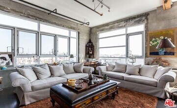 530 S Hewitt St in Los Angeles, CA - Building Photo - Building Photo