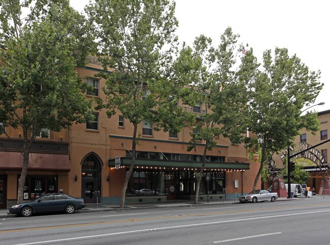 San Pedro Apartments in San Jose, CA - Building Photo - Building Photo
