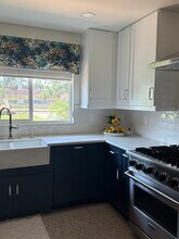 675 Villa Grande Ave S in St. Petersburg, FL - Building Photo - Building Photo