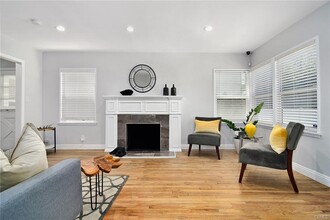 11250 Mississippi Ave in Los Angeles, CA - Building Photo - Building Photo