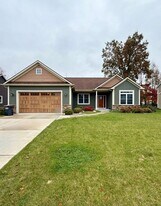 7437 Jamaica Ln in Portage, MI - Building Photo