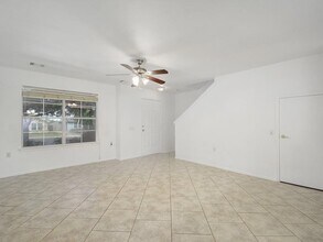 13600 Briarcreek Loop in Manor, TX - Foto de edificio - Building Photo