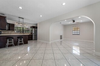 10401 SW 199th St in Cutler Bay, FL - Building Photo - Building Photo