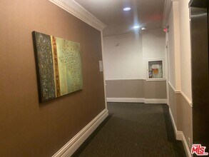 1557 S Beverly Glen Blvd in Los Angeles, CA - Building Photo - Building Photo
