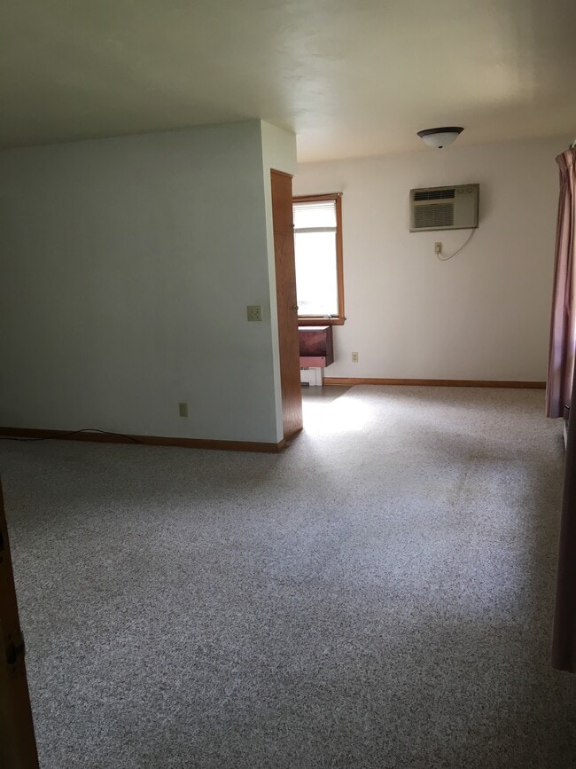225 N Midvale Blvd, Unit 2 in Madison, WI - Building Photo - Building Photo