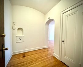 Embassy Apartments in Milwaukee, WI - Building Photo - Building Photo