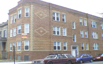 3211 W Beach Ave Apartments