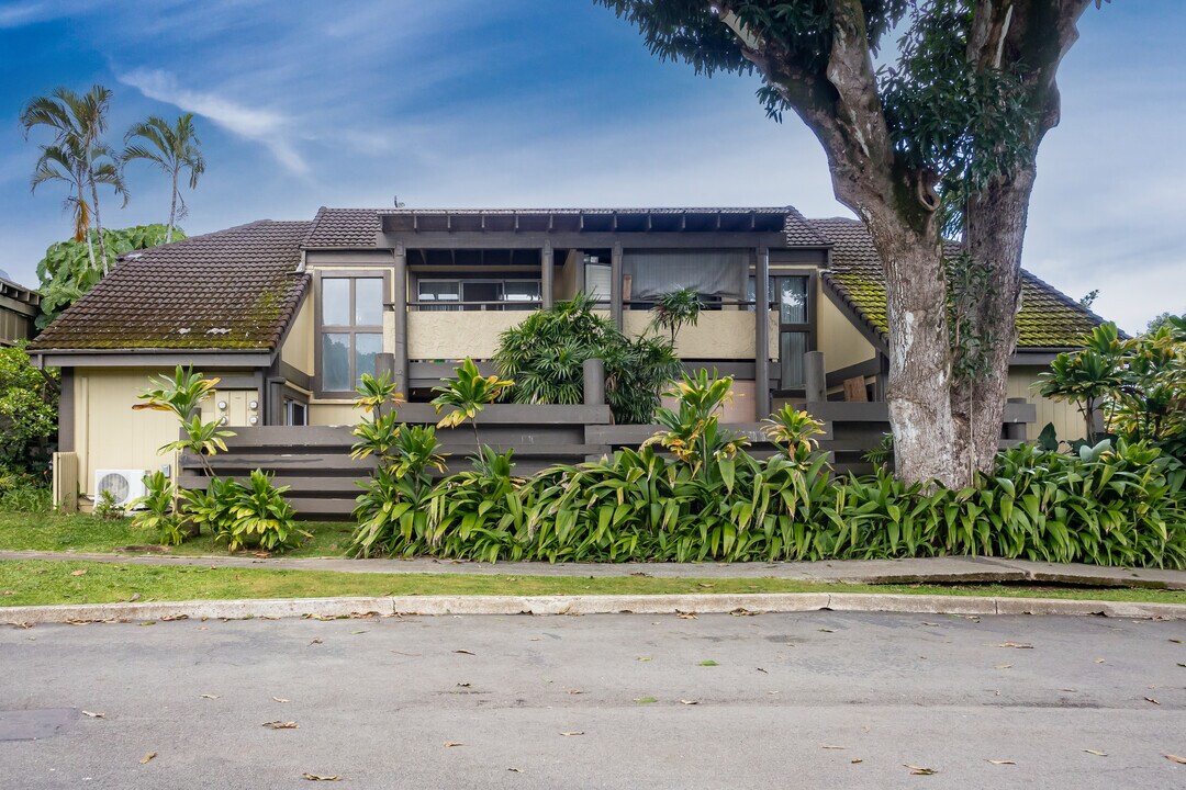 Haiku Gardens in Kaneohe, HI - Building Photo