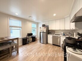72 Easton St, Unit 2 in Boston, MA - Building Photo