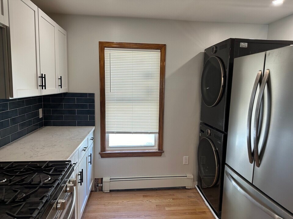 54 Cherry St in Medford, MA - Building Photo