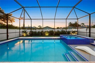 819 91st Ave N in Naples, FL - Building Photo - Building Photo