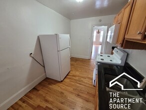 911 Elmwood Ave in Evanston, IL - Building Photo - Building Photo