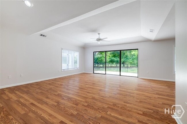 property at 14 Hemingway Dr