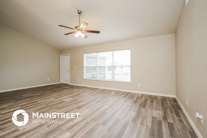 3748 NE 15th Pl in Cape Coral, FL - Building Photo