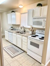 1202 Stone Creek Dr in Mansfield, TX - Building Photo - Building Photo