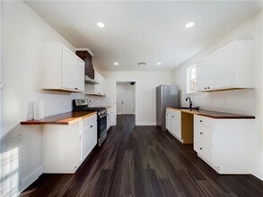 4114 N Robertson St in New Orleans, LA - Building Photo - Building Photo