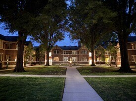 1572 Overton Park Ave in Memphis, TN - Building Photo