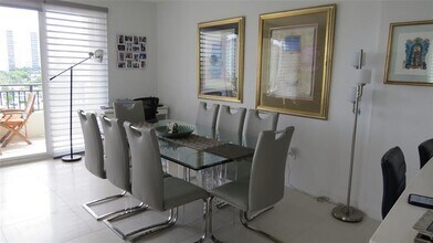 2880 NE 14th Street Causeway in Pompano Beach, FL - Foto de edificio - Building Photo
