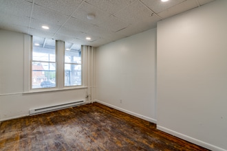 613 W Orange St in Lancaster, PA - Building Photo - Building Photo