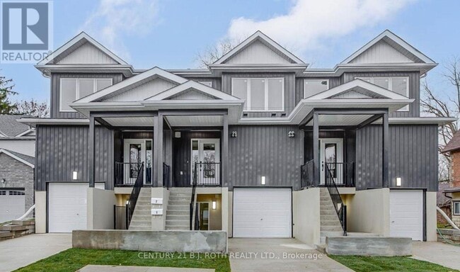 property at 98 Peel St