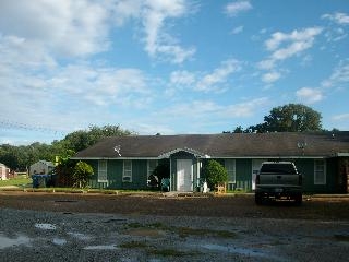 18312 Highway 90 in Lacassine, LA - Building Photo