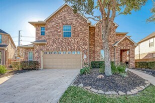 7530 Newbury Trail in Sugar Land, TX - Building Photo