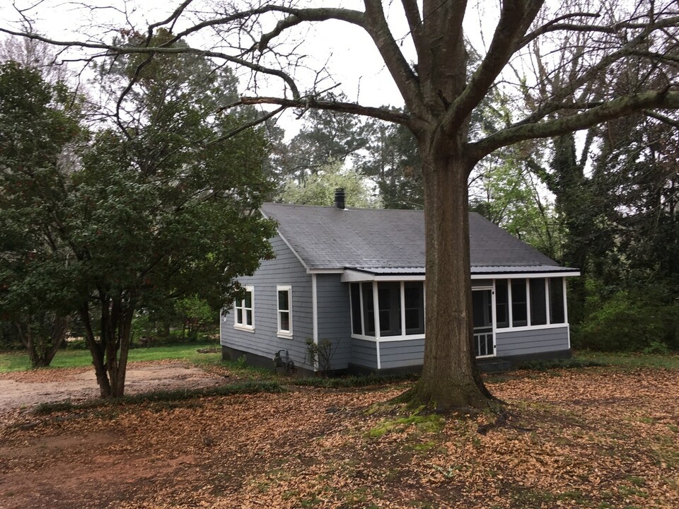 115 Whitehead Rd in Athens, GA - Building Photo