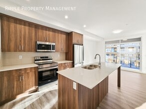 1802 Mahogany Blvd SE in Calgary, AB - Building Photo - Building Photo