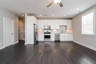 3411 Old Anderson Rd in Nashville, TN - Building Photo - Building Photo