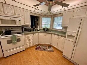 10911 Tumbleweed Dr in Dade City, FL - Building Photo - Building Photo