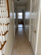 48 Bywater Ln in Bridgeport, CT - Building Photo - Building Photo