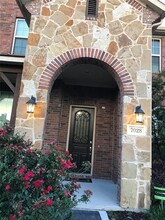 7028 Milsap Ln in Frisco, TX - Foto de edificio - Building Photo