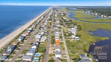 1708 W Dolphin Dr in Oak Island, NC - Building Photo - Building Photo