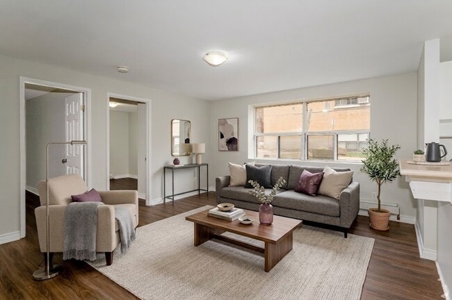 Grand Avenue Apartments