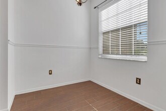 14130 Winchester Ct in Naples, FL - Building Photo - Building Photo