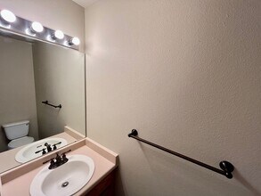 3163 Bridgewater Dr in Colorado Springs, CO - Building Photo - Building Photo