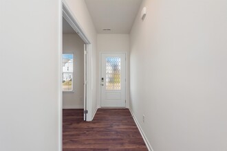 927 Dora Rose Rd in Knoxville, TN - Building Photo - Building Photo
