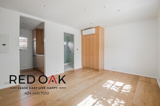 2403 S Centinela Ave in Santa Monica, CA - Building Photo - Building Photo