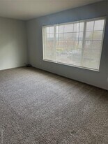 25300 Shiawassee Cir in Southfield, MI - Building Photo