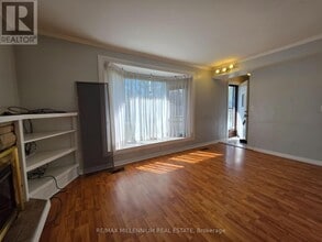 12 Todd Brook Dr in Toronto, ON - Building Photo - Building Photo