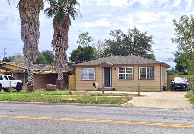 property at 704 E Schunior St