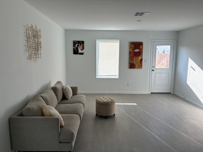 property at 4965 Winecup Cv