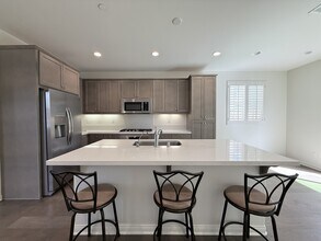 672 Sage Brook Ct in Camarillo, CA - Building Photo - Building Photo