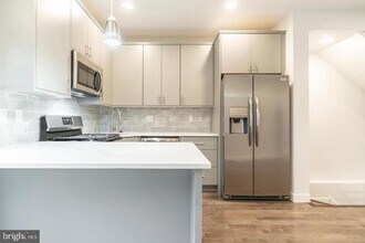 2153 N Fairhill St in Philadelphia, PA - Building Photo - Building Photo