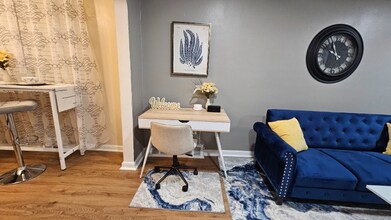 7103 Oxford Ave in Philadelphia, PA - Building Photo - Building Photo