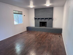 1205 Sasebo St NE in Albuquerque, NM - Building Photo - Building Photo