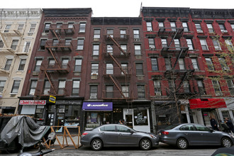 217 E 26th St in New York, NY - Foto de edificio - Building Photo