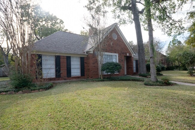 15510 Park Estates Ln in Houston, TX - Foto de edificio - Building Photo